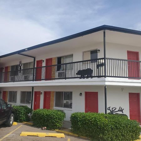 טוקומקארי Almara Inn מראה חיצוני תמונה
