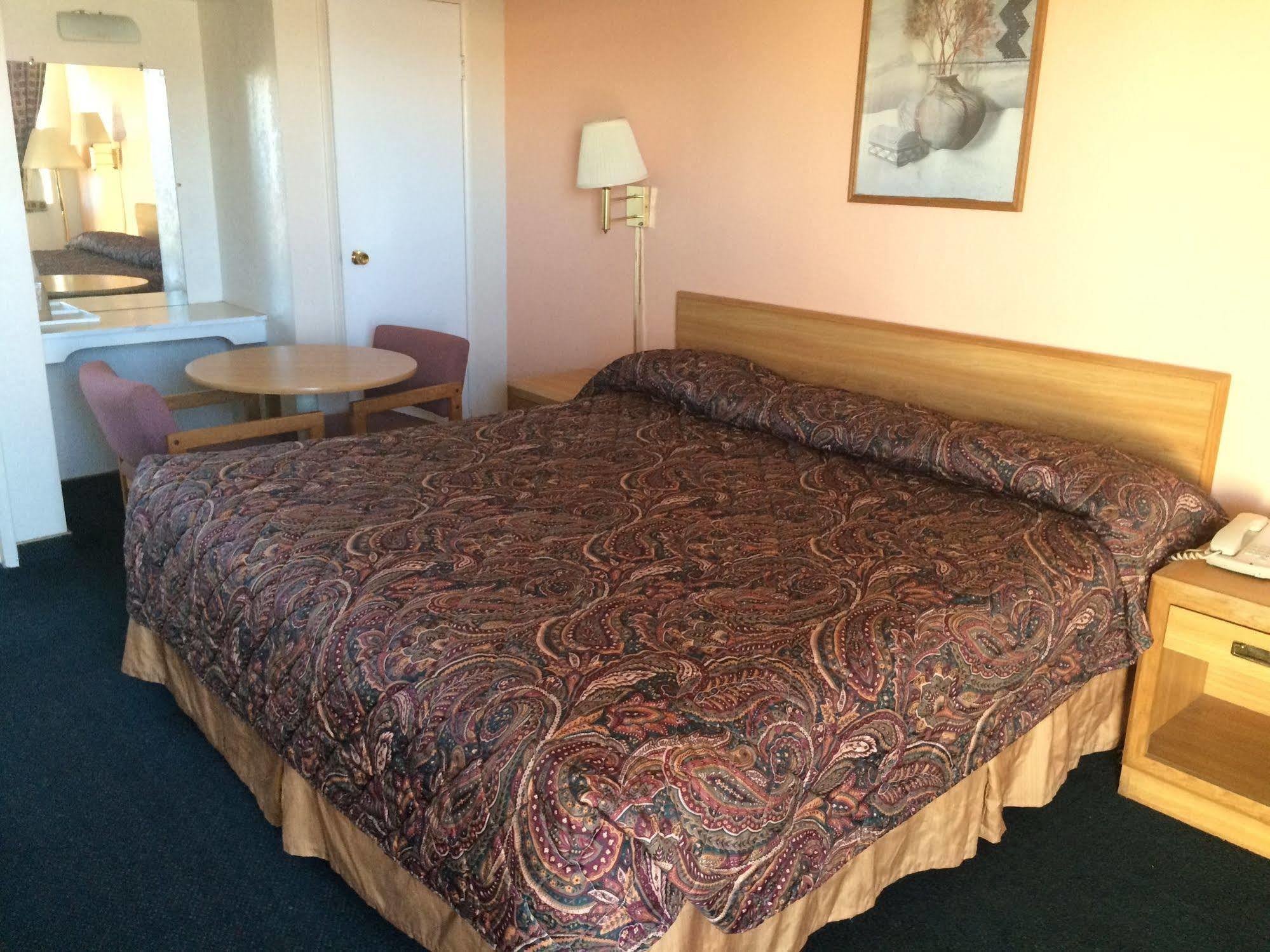 טוקומקארי Almara Inn מראה חיצוני תמונה